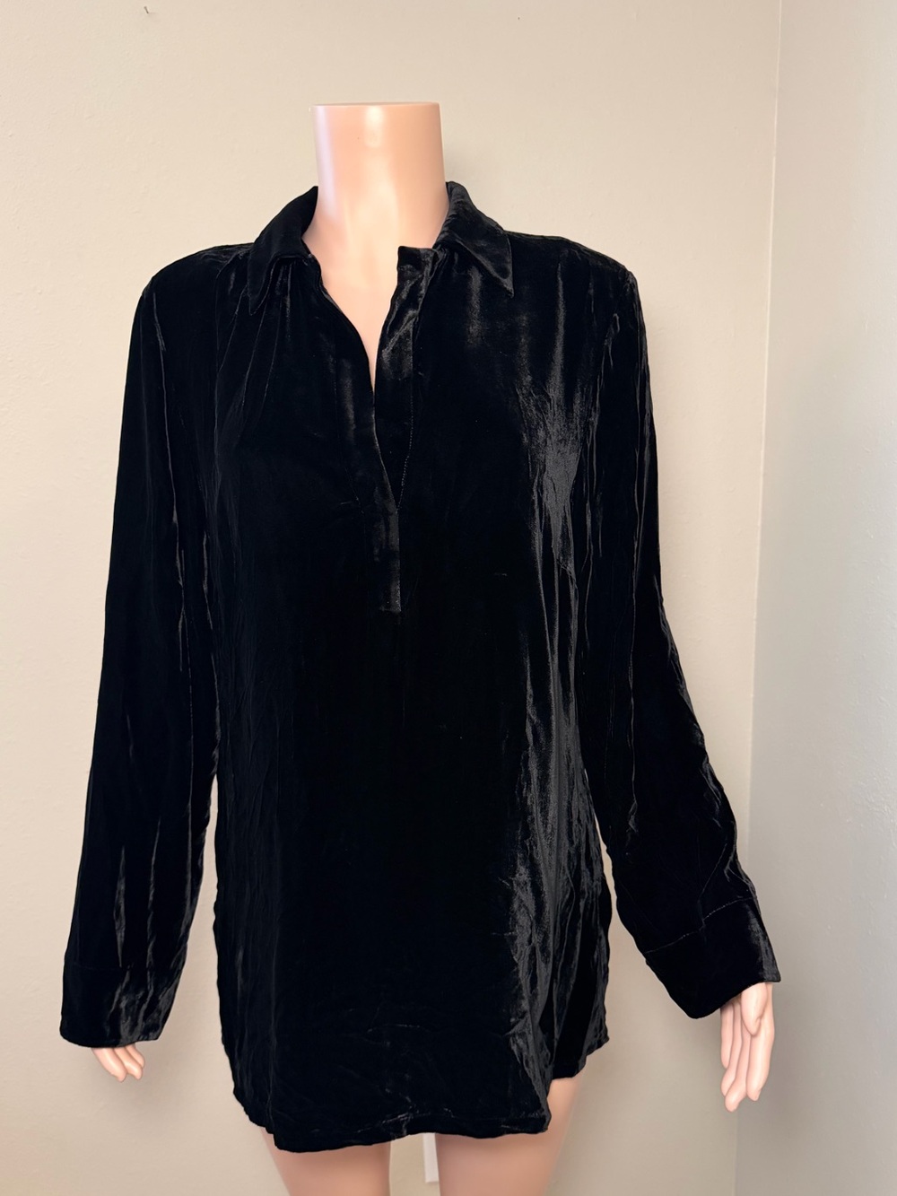 Fenn Wright Manson Black Velvet Tunic Top